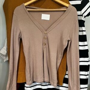 CITIZENS OF HUMANITY Ribbed V-Neck Long Sleeve Top